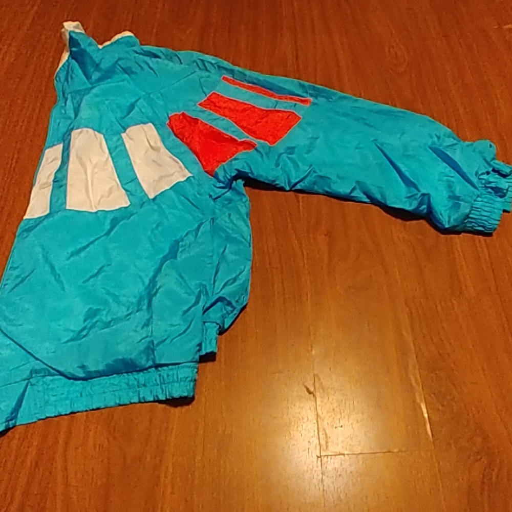 Sweatsuit - Picture 4 of 6